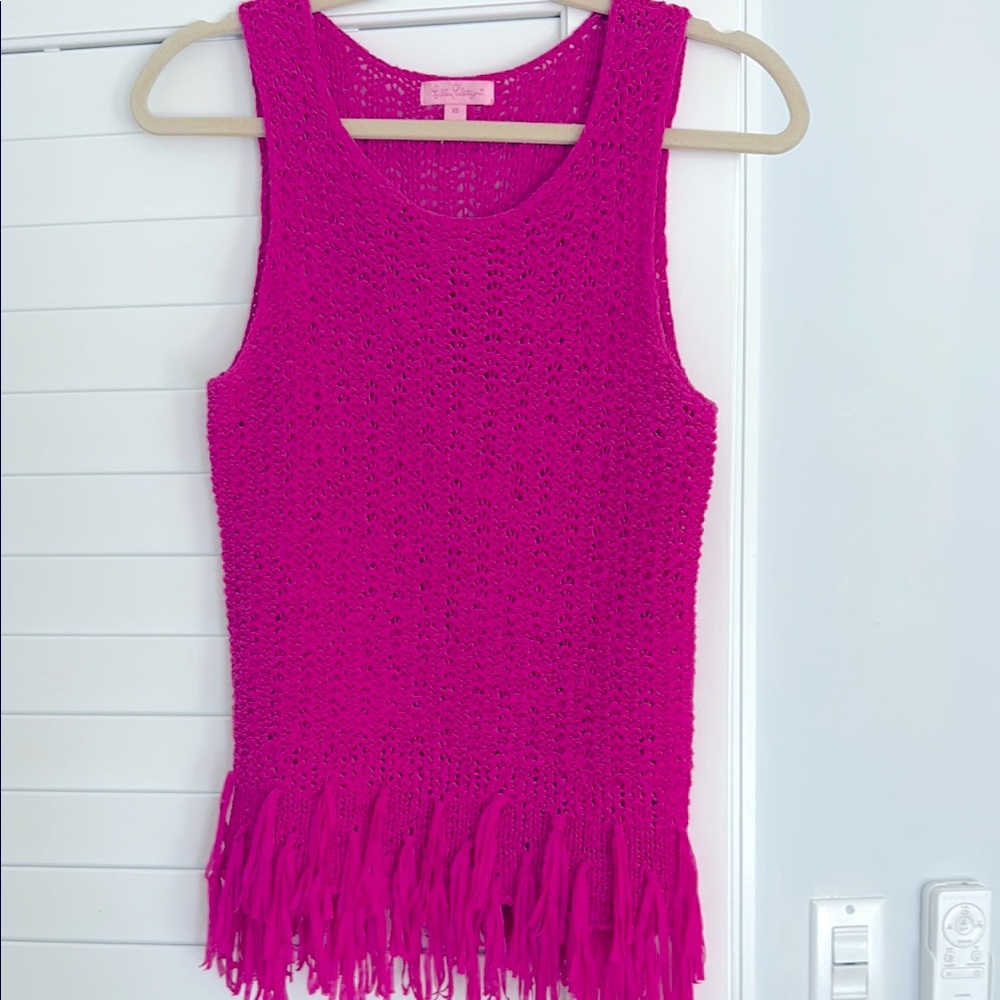 Lilly Pulitzer Vibrant Pink Crochet Fringe Tank Top XS excellent condition.